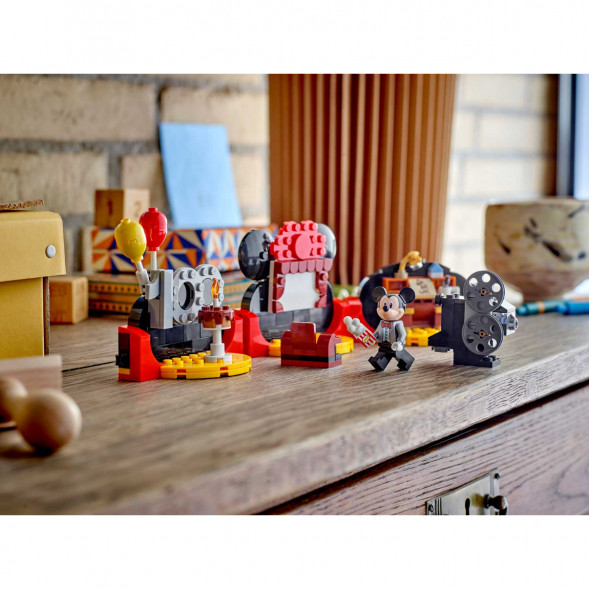 Конструктор LEGO Disney 40600 Празднование 100-летия Дисней в Кирове