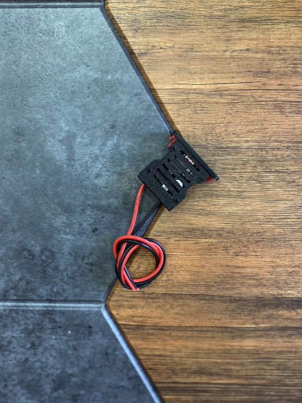 Блок зарядки USB-C 65W для BMW E36 в Кирове