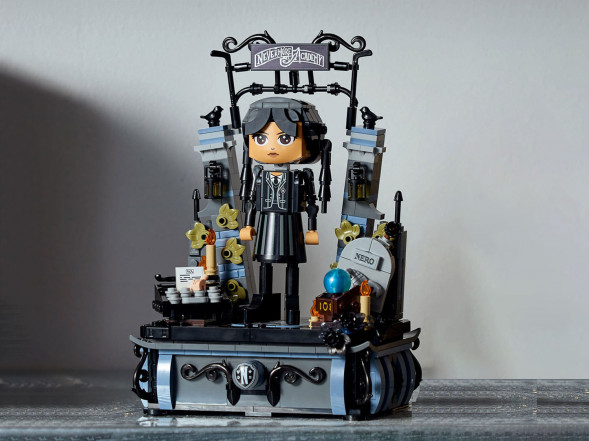 Констурктор LEGO Wednesday 76780 Фигурка Венсдей Аддамс в Кирове