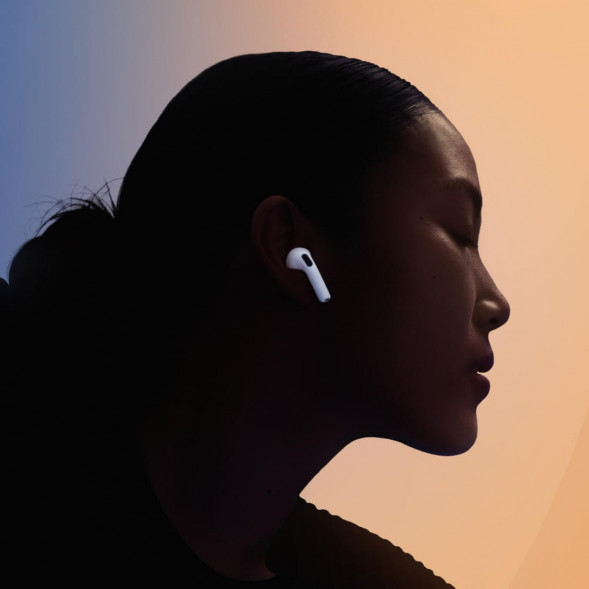 Наушники Apple AirPods 4 (с шумоподавлением) в Кирове
