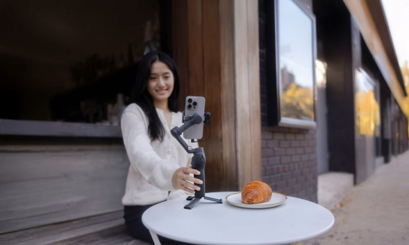 Электрический стабилизатор для смартфона DJI Osmo Mobile 7P в Кирове