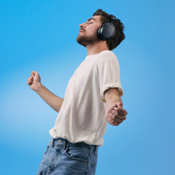 Беспроводные наушники Sennheiser Momentum 4 Wireless, Black в Кирове