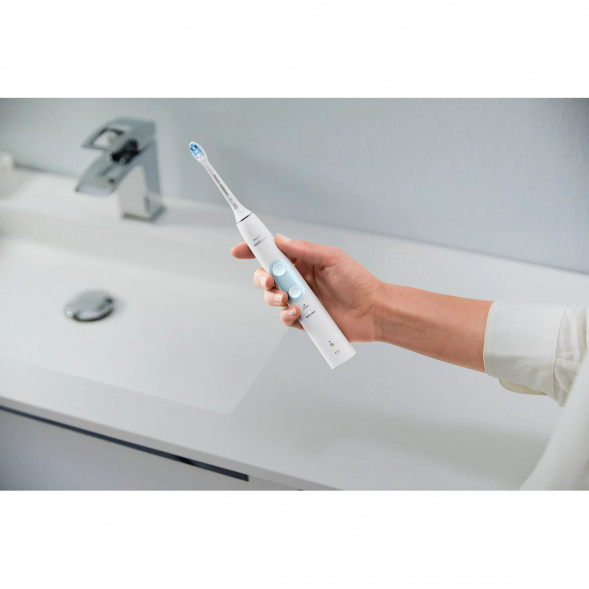 Электрическая звуковая зубная щетка Philips Sonicare ProtectiveClean 4500, White в Кирове