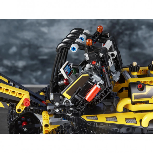 Конструктор LEGO Technic 42094 Гусеничный погрузчик в Кирове