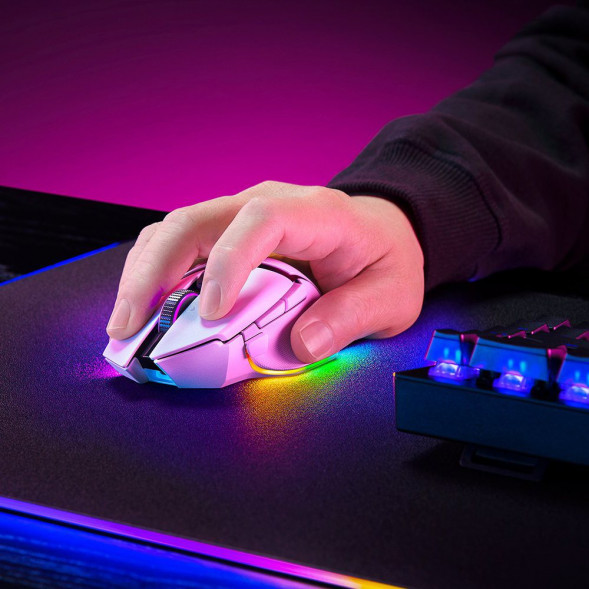 Компьютерная мышь Razer Basilisk V3 Pro 35K белый (RZ01-05240200-R3G1) в Кирове