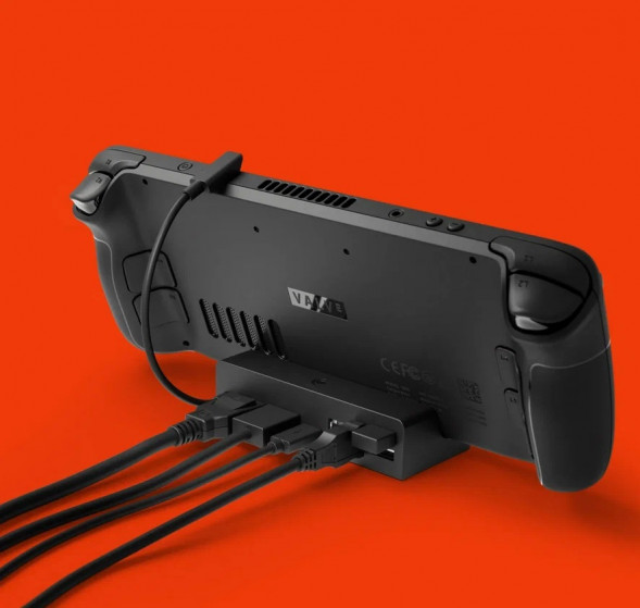 Игровая приставка Valve Steam Deck 64 ГБ SSD, черный в Кирове