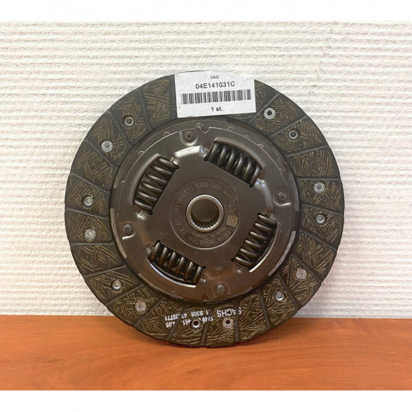 Ведомый диск сцепления VAG 04E141031C в Кирове